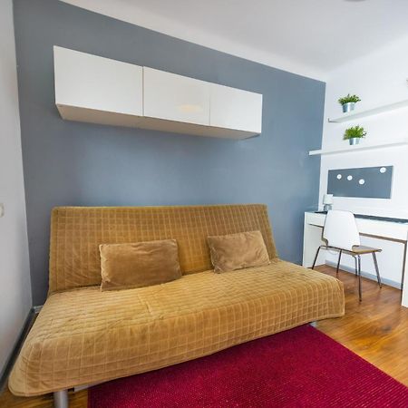 Cozy Studio Next To The Metro And City Center وارسو المظهر الخارجي الصورة