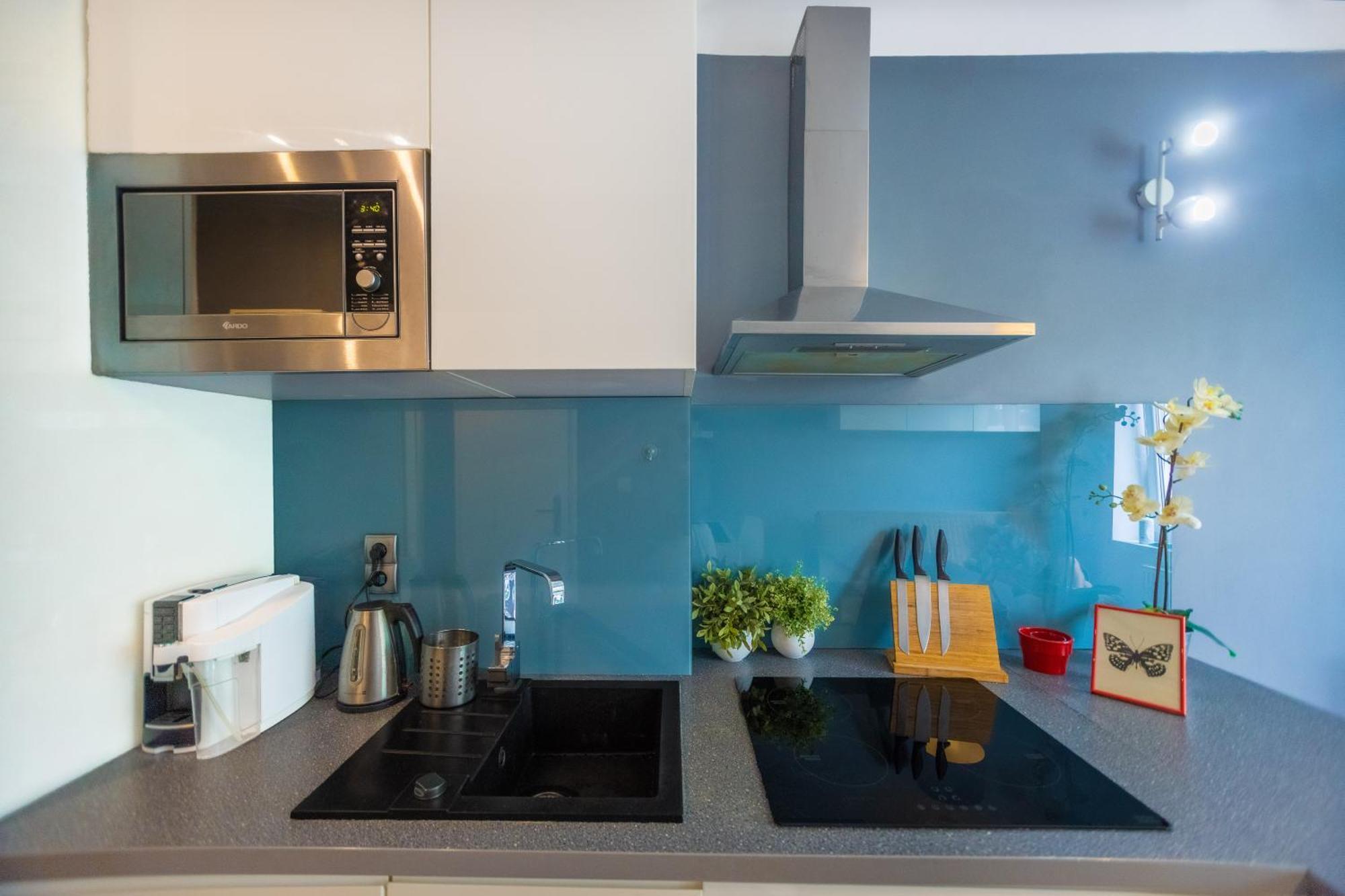 Cozy Studio Next To The Metro And City Center وارسو المظهر الخارجي الصورة