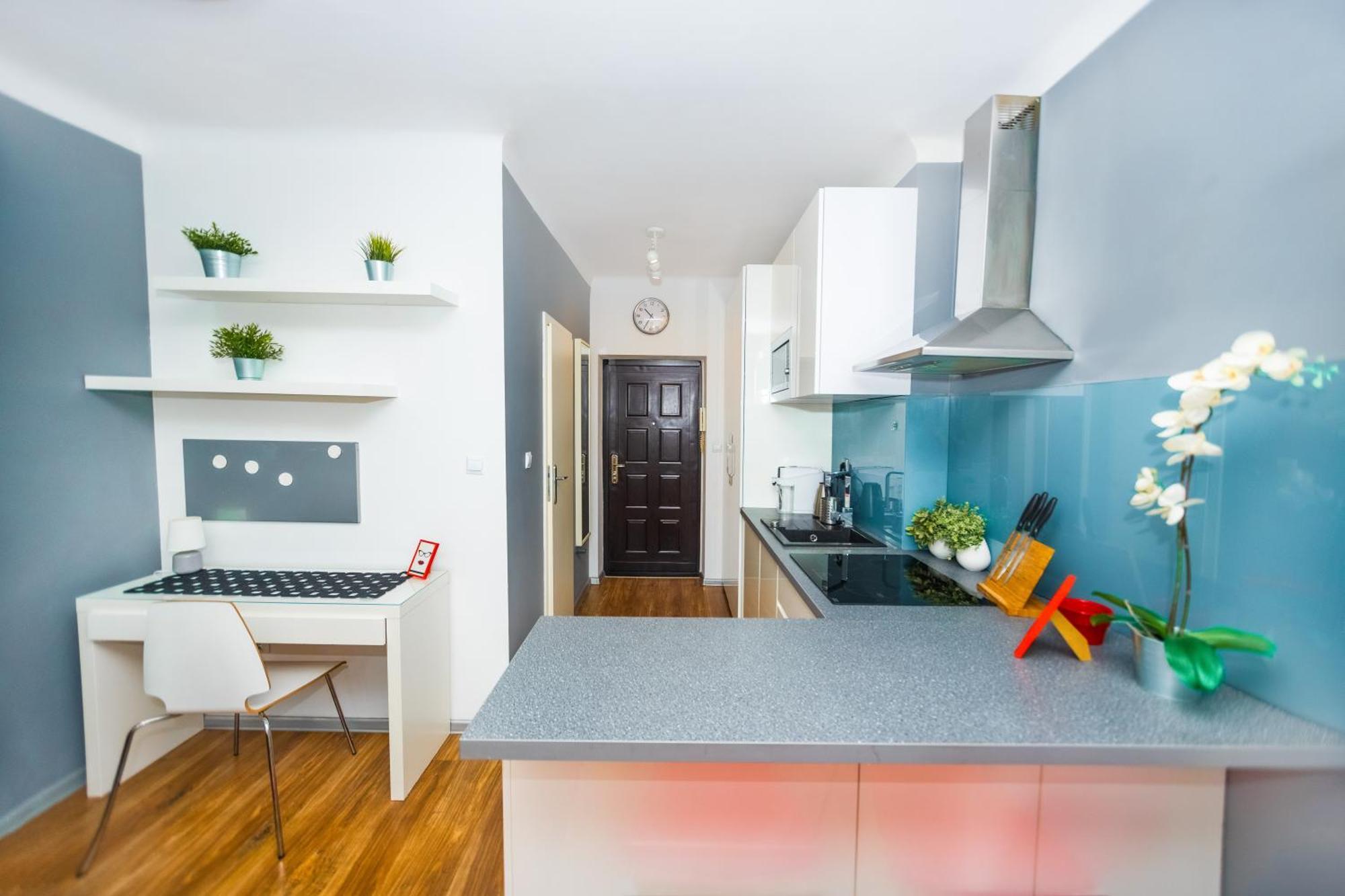 Cozy Studio Next To The Metro And City Center وارسو المظهر الخارجي الصورة
