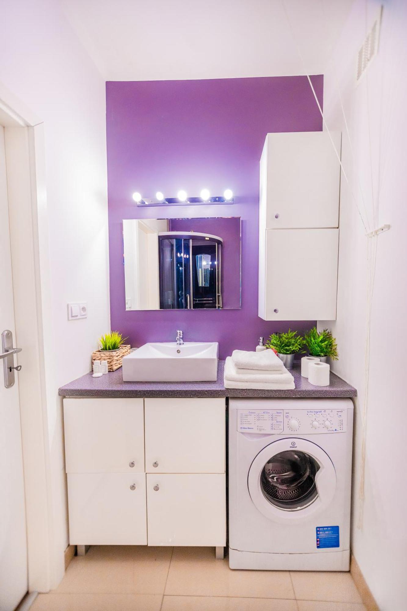 Cozy Studio Next To The Metro And City Center وارسو المظهر الخارجي الصورة