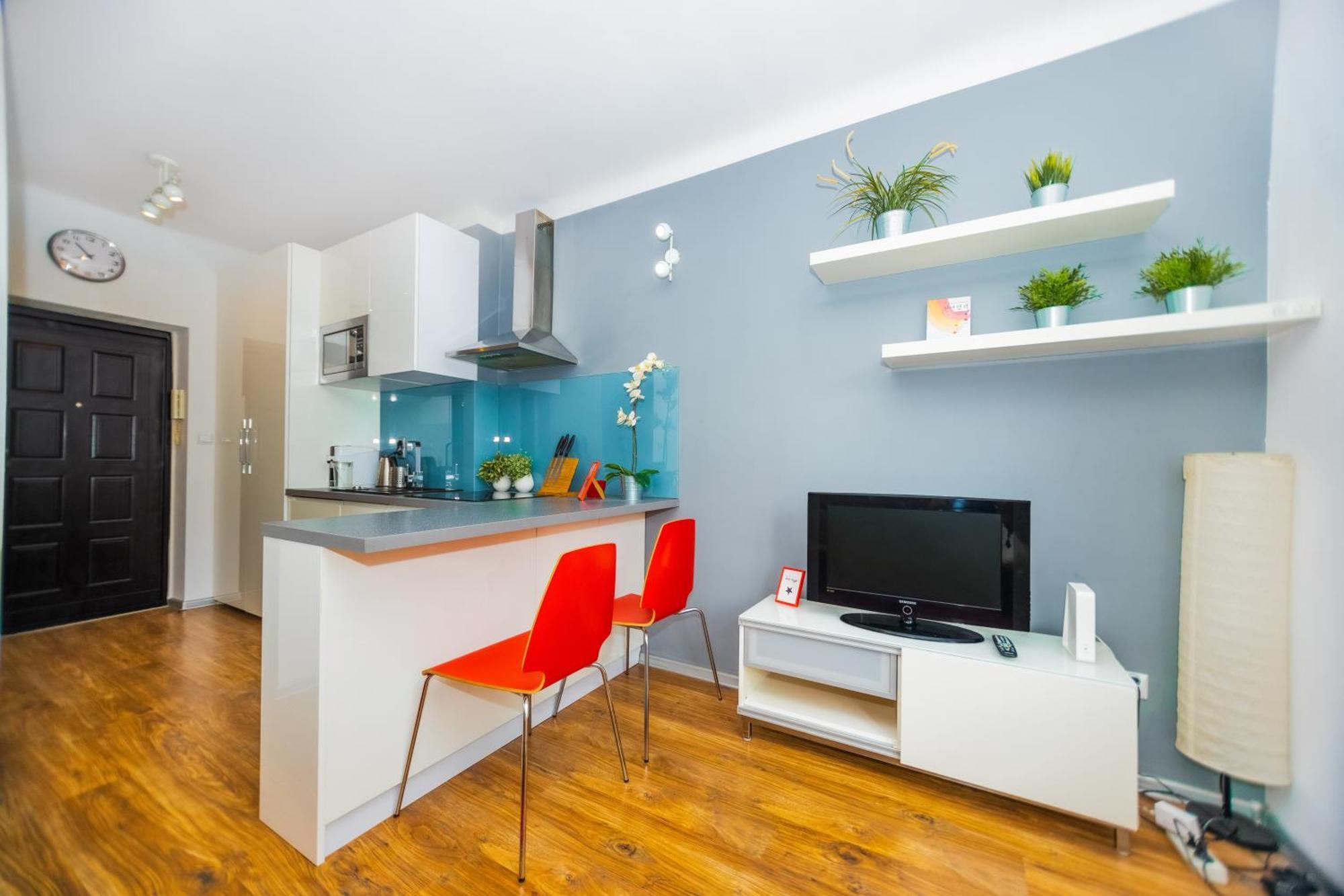 Cozy Studio Next To The Metro And City Center وارسو المظهر الخارجي الصورة